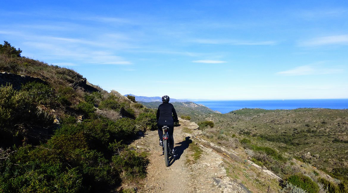 Cycling through Emporda. To Port de la Selva | BIKING THROUGH SPAIN