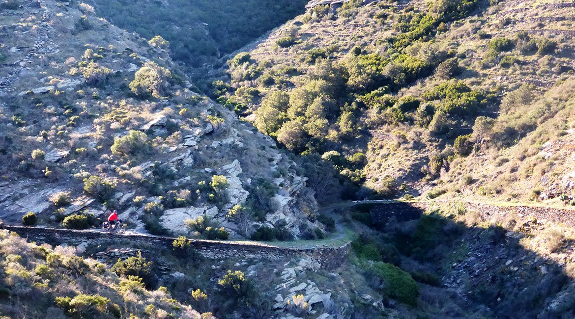 Cycling through Emporda. Cap de Creus 2 | BIKING THROUGH SPAIN